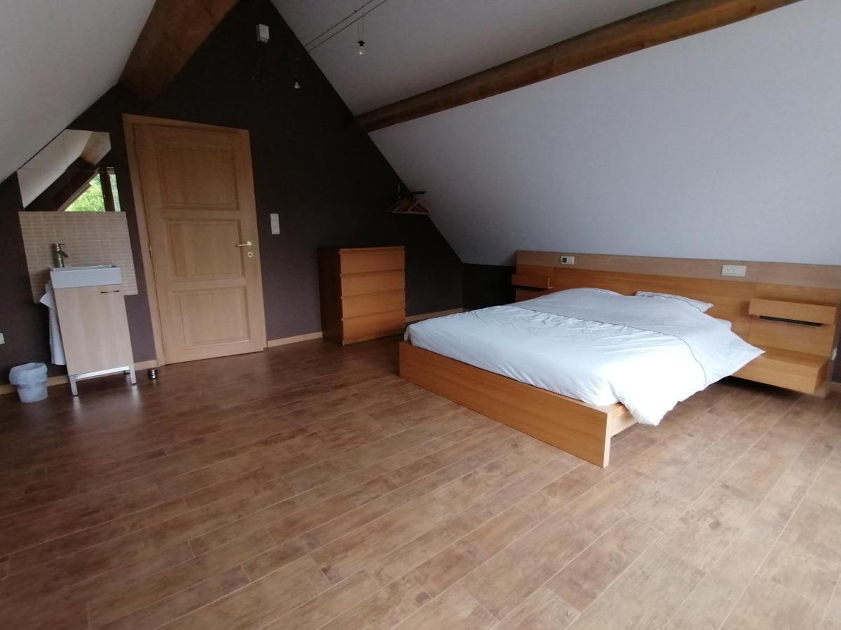 L'Atelier D'Arthur - Gite Chaleureux Avec Jacuzzi. Tenneville Exteriör bild