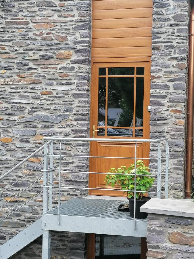 L'Atelier D'Arthur - Gite Chaleureux Avec Jacuzzi. Tenneville Exteriör bild